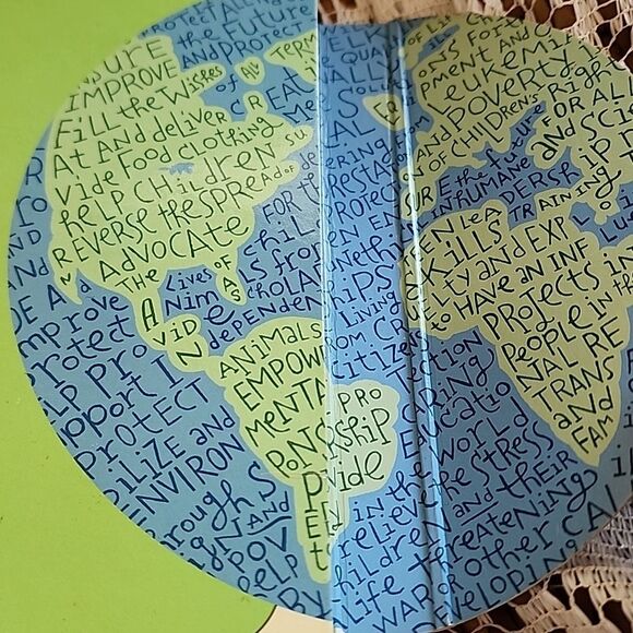 A Kid's Guide To Giving Freddi Zeiler - Picture 2 of 16